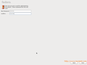 Fedora 17 Set root Password