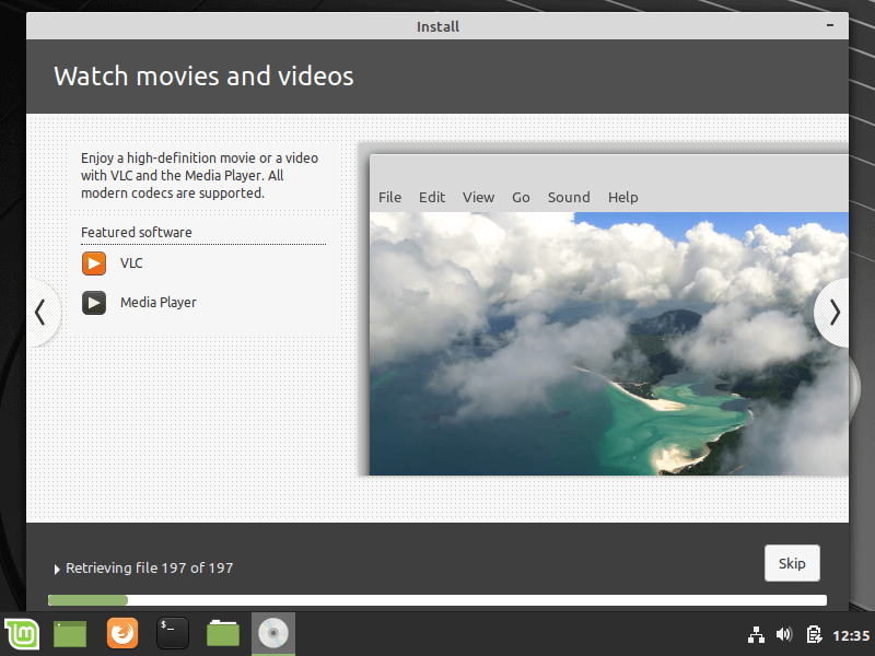 Linux Mint Installation Continues