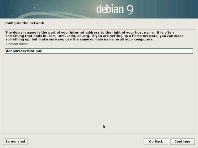 ange Debian 9 domännamn